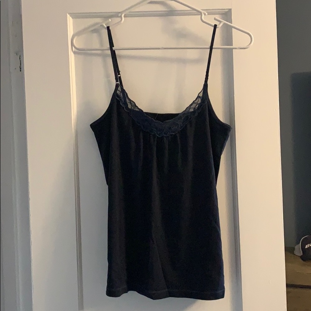 Hollister Tank